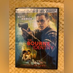 The Bourne Identity Explosive Extended Edition DVD.  Matt Damon. Full screen.
